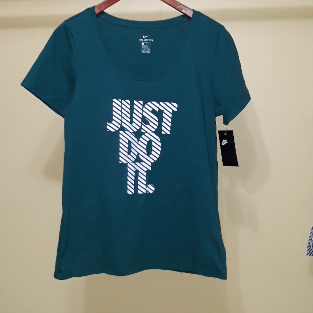 Nike T-Shirt